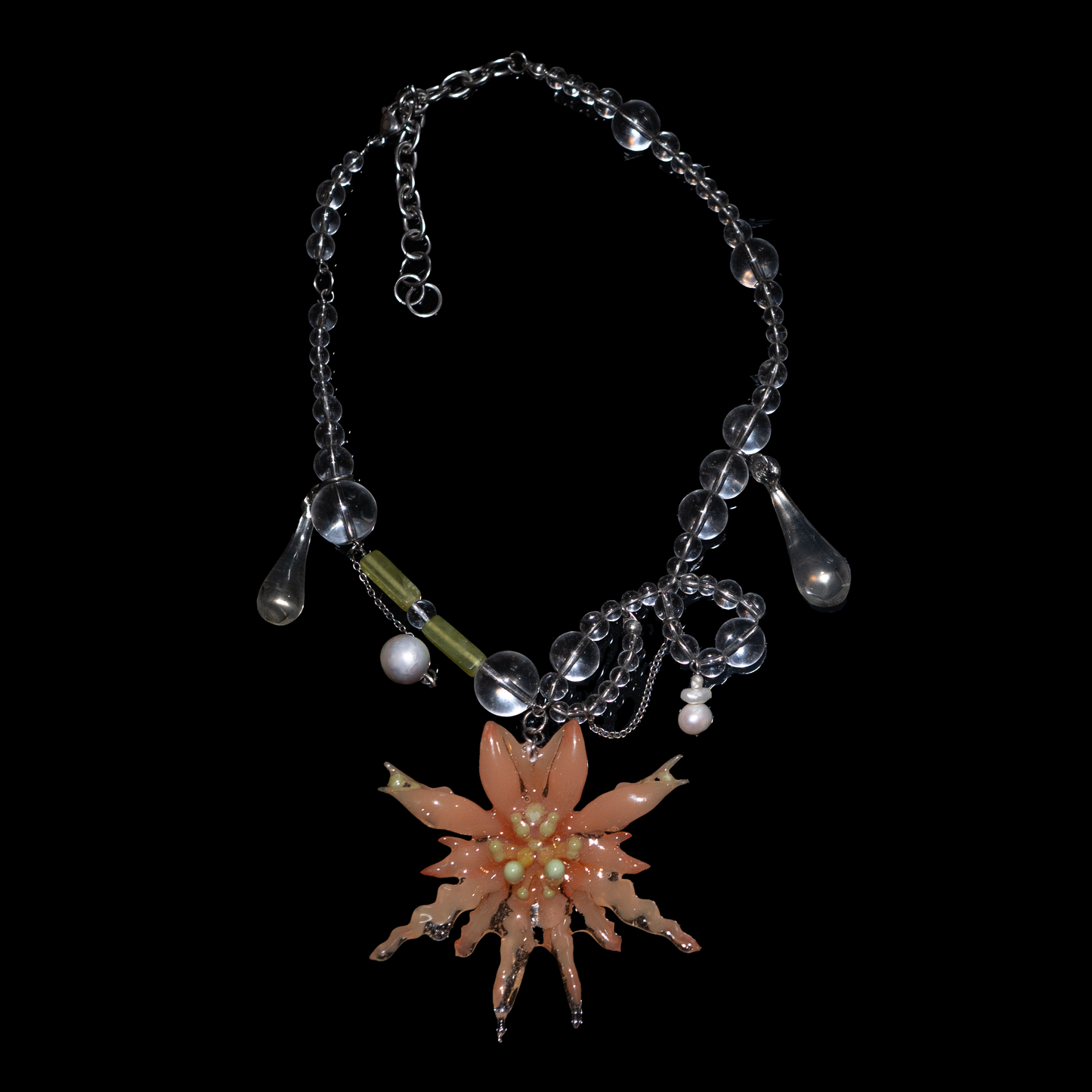 Soft Spine Bloom Necklace