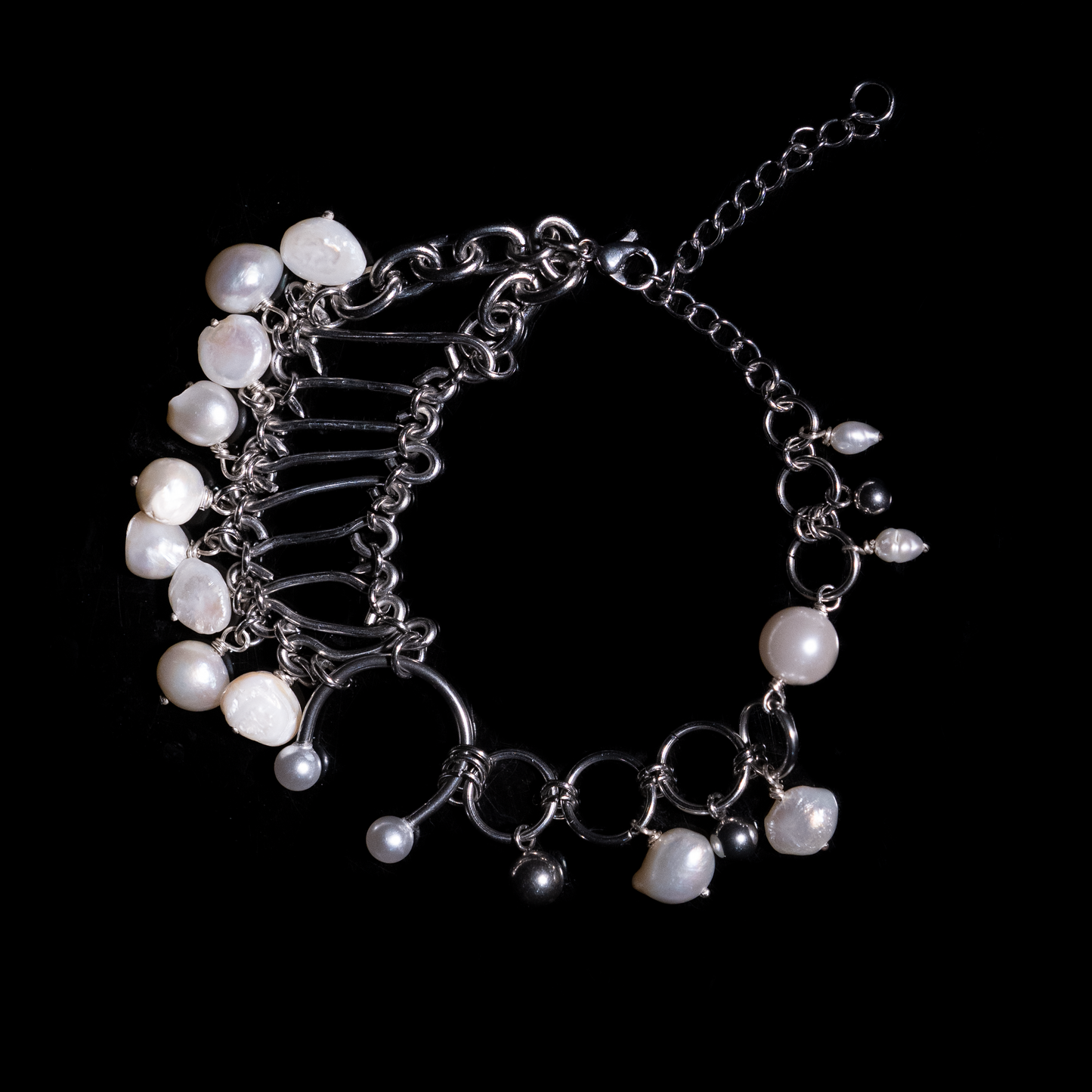 Fishtail Pearl Bracelet